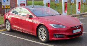 Read more about the article 1 Simple Reason the Tesla Model S Is the Slowest Selling Used Car